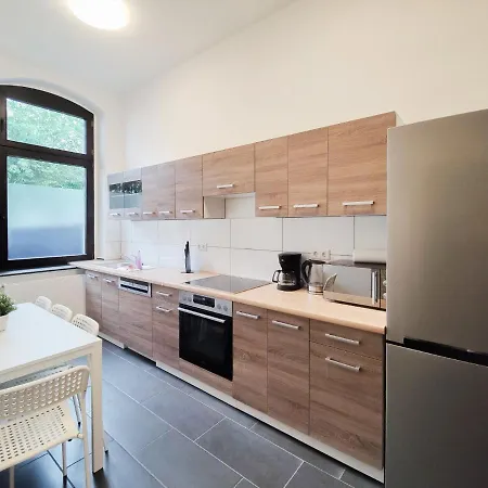 Raj Living - City Apartments With 2 , 3 And 6 Rooms - 15 Min To Messe Dus And Old Town Dus Dusseldorf Exterior photo